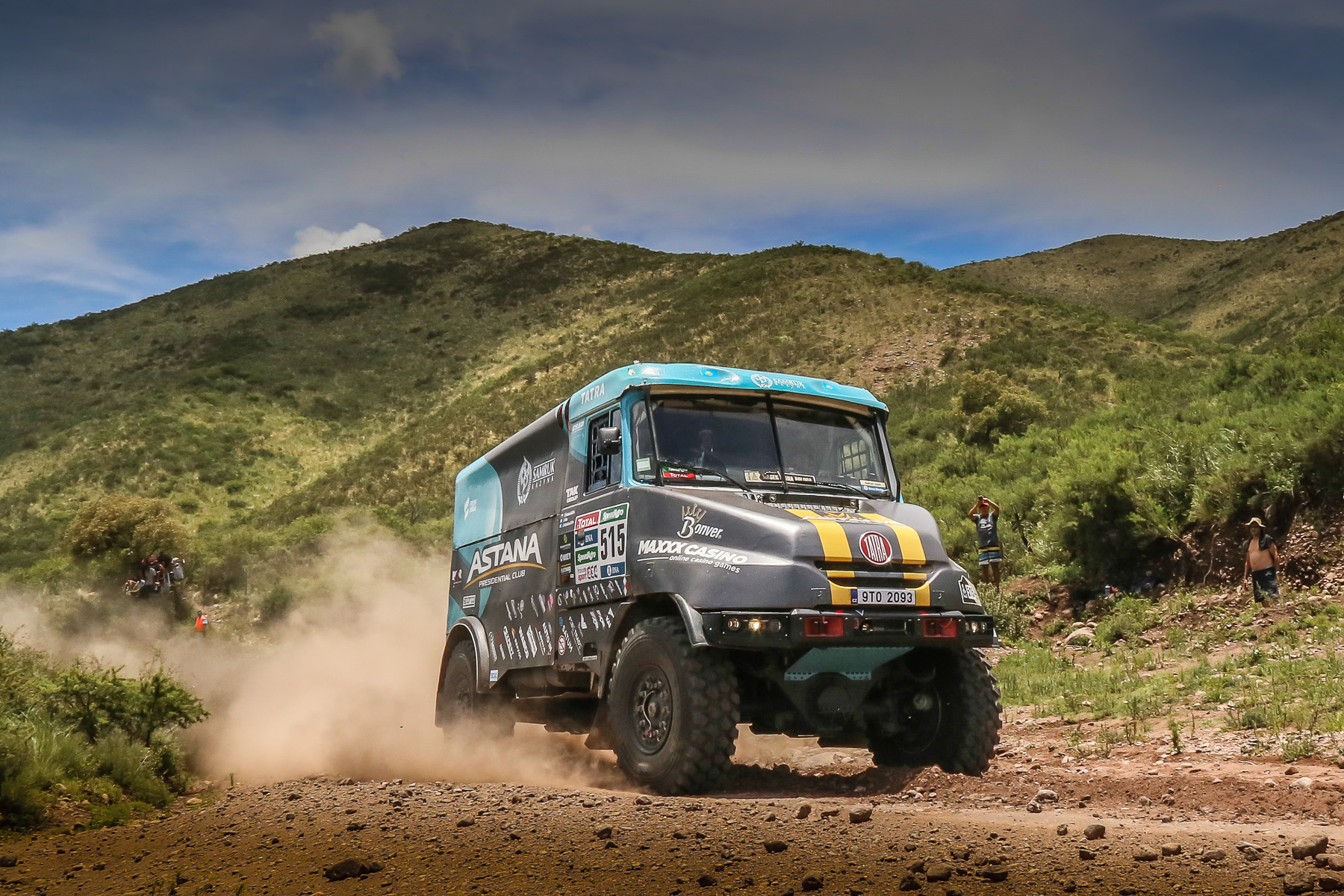 Bonver Dakar Tým posílá 2 speciály na Baja Aragon 2018